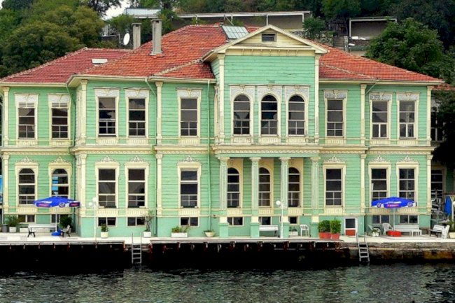 Beşiktaş- Hatice Sultan Yalısı