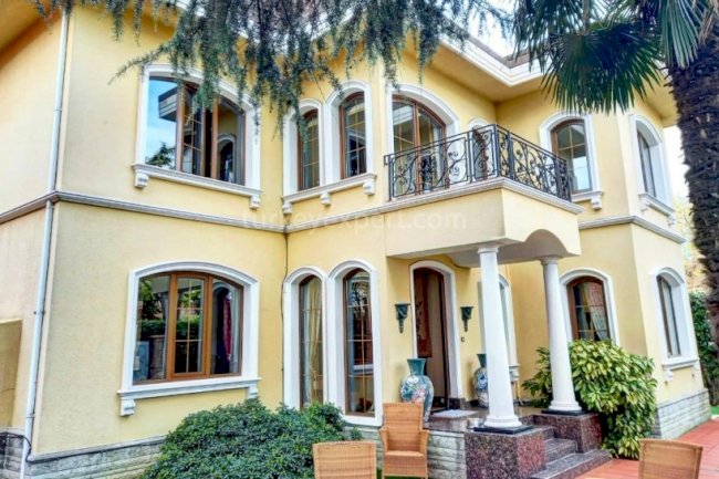 Beşiktaş Levent Villalar Bölgesinde Uzman Emlakçılık Yolunda Damlalar Artıyor.