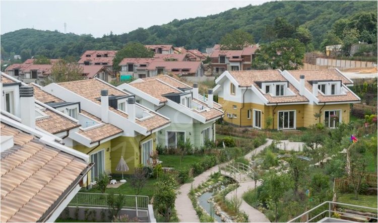 Sarıyer- Zekeriyaköy Mh Gülnar Koru Evleri